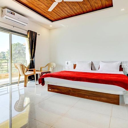 Aditya Hill View Inn Mahābaleshwar Exteriör bild